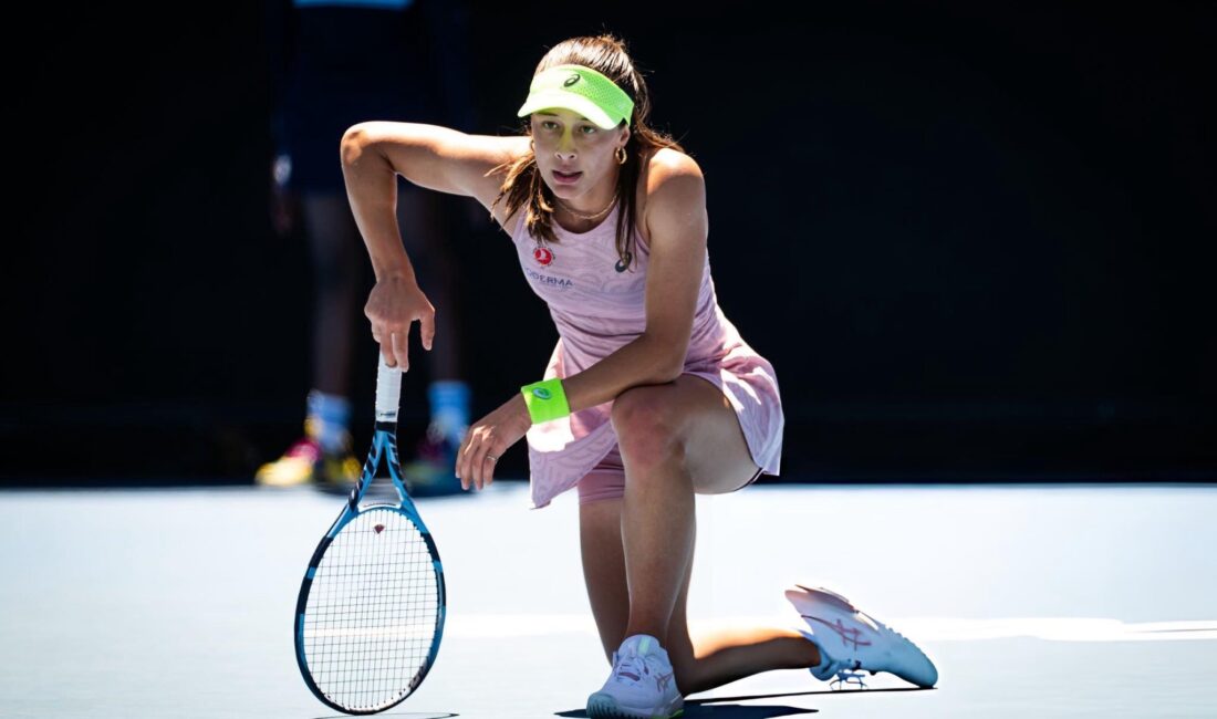 Milli tenisçi Zeynep Sönmez, WTA dünya sıralamasında 65’inciliğe yükselerek kariyerinin