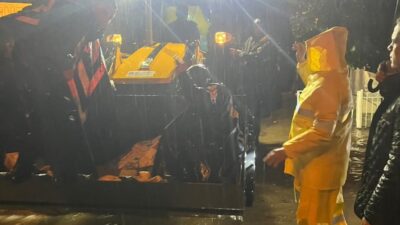 Muğla’nın Milas ilçesinde etkili olan sağanak yağışın sele dönüşmesi sonucu