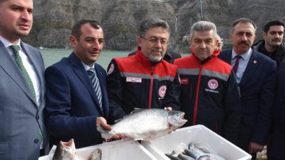 Tarım ve Orman Bakanı İbrahim Yumaklı, Türkiye’nin 2025’te su ürünleri