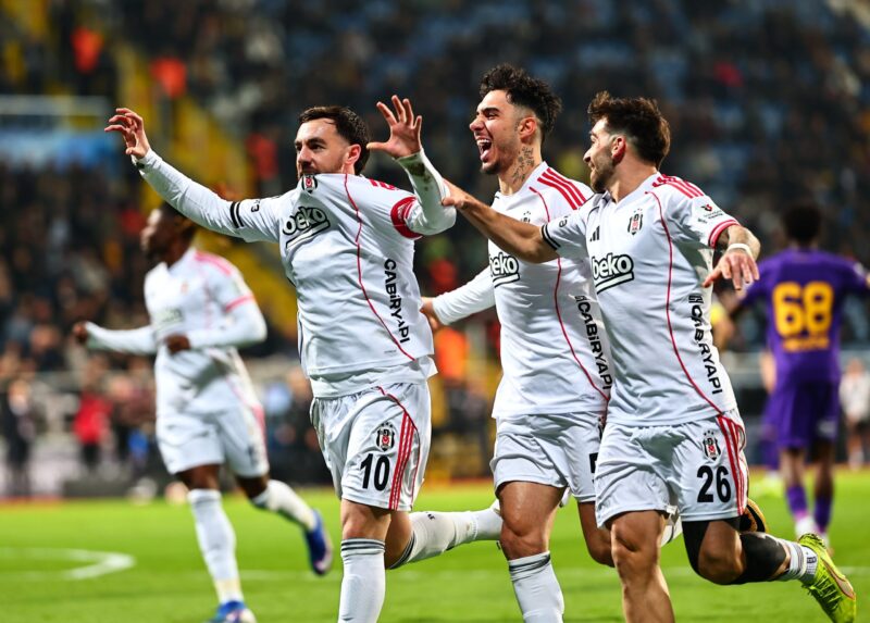 Beşiktaş’ta teknik direktör Sergen Yalçın’ın görevinden ayrılmasının ardından yeni sezon