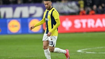 Kasımpaşa, Fenerbahçe’de kadro dışı kalan Cenk Tosun ile anlaşmaya vardı;