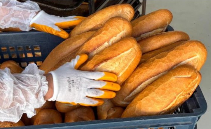 İstanbul’da Halk Ekmek’in normal ve kepek ekmek fiyatı 10 liradan
