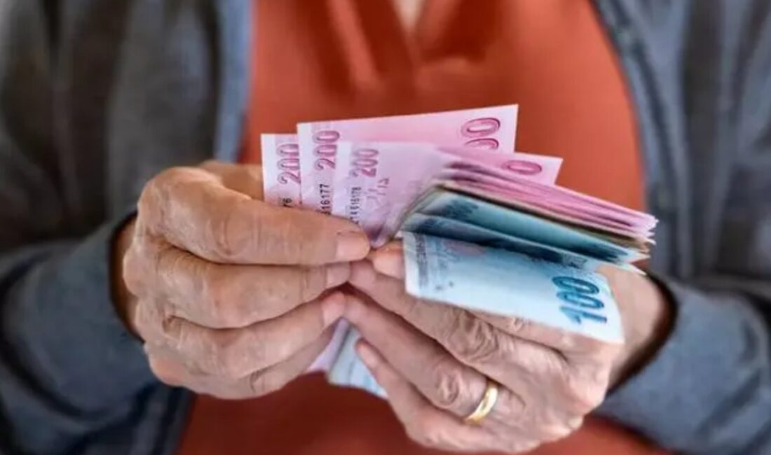AK Parti’de emeklilerin bayram ikramiyesinde artış beklentisi karşılık bulmazken, parti