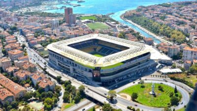 Fenerbahçe Teknik Direktörü İsmail Kartal, Şampiyonlar Ligi’nde Roma ile oynanan