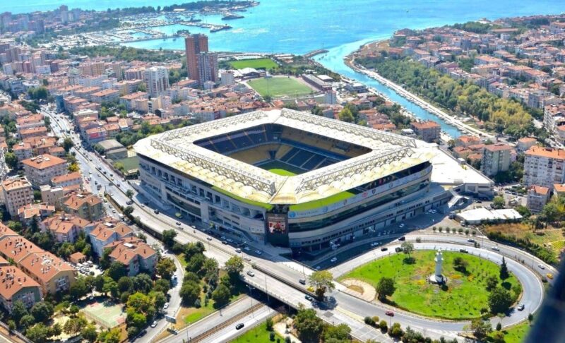 Fenerbahçe, Maraton Alt E Blok’taki özel VIP bölümün tribün bütünlüğünü