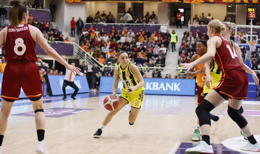Denizli’de oynanan Halkbank Kadınlar Türkiye Kupası finalinde Galatasaray Çağdaş Faktoring’i