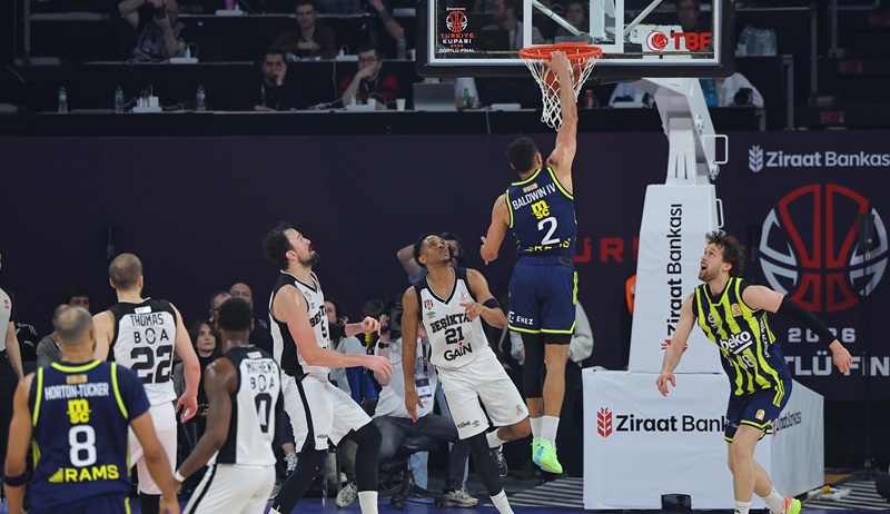 Ziraat Bankası Türkiye Kupası Finali’nde Beşiktaş Gain’i 91-74 mağlup eden