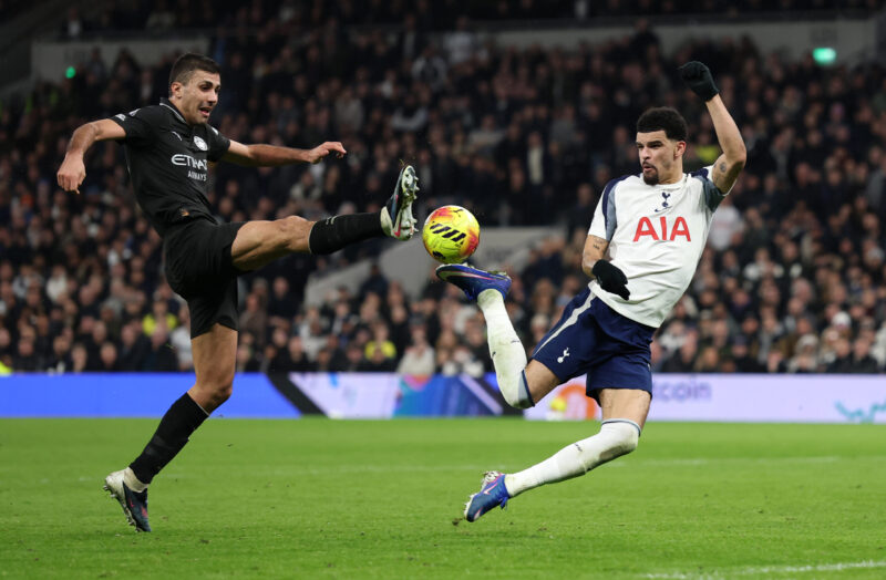 Kuzey Londra’da oynanan Premier League mücadelesi Tottenham Hotspur ile Manchester