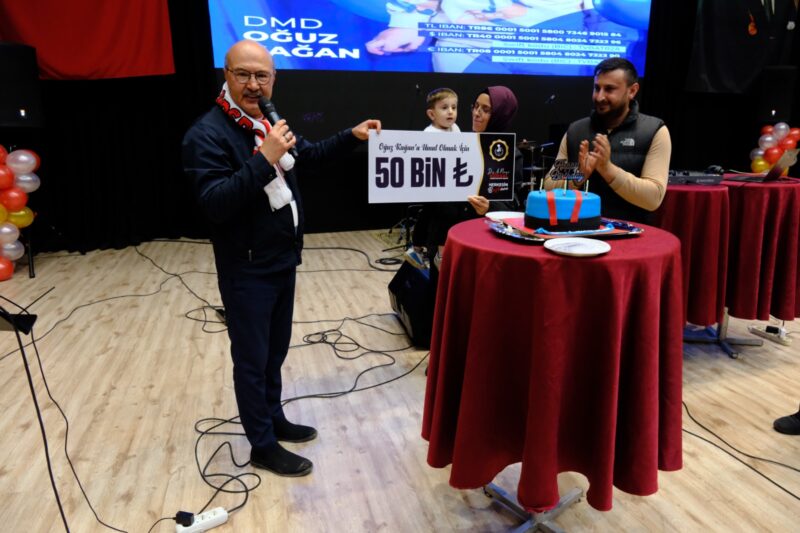 Akşehir Belediyesi’nin “Meydan A-çık” etkinliği bu kez DMD hastası minik