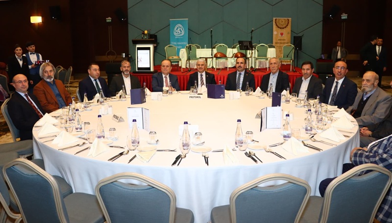 Konya’nın manevi mimarlarından Hacı Veyiszade Mustafa Sabri Kurucu Hoca Efendi,