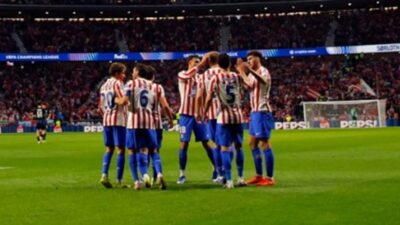UEFA Şampiyonlar Ligi play-off turu rövanş maçlarında Newcastle United ve