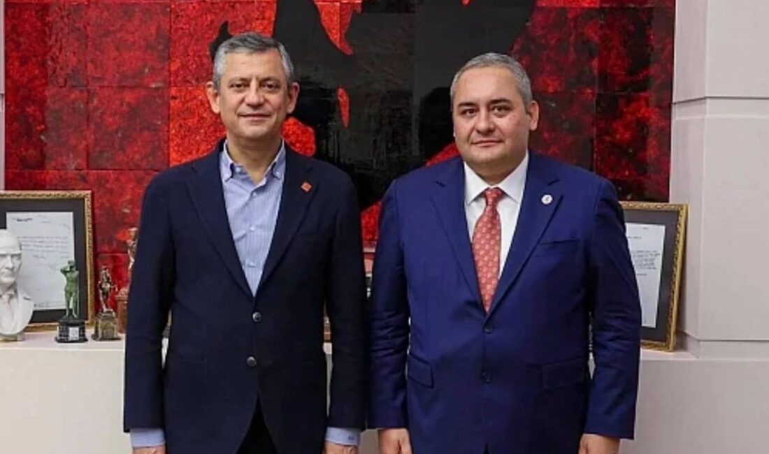 CHP lideri Özgür Özel, Keçiören Belediye Başkanı Mesut Özarslan’a WhatsApp’tan