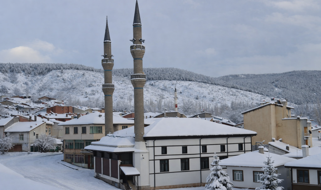 Konya’nın Derbent ilçesinde “Büyük Cami/Ulu Cami” adıyla bilinen ibadet yapısı,