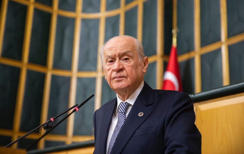 Milliyetçi Hareket Partisi Genel Başkanı Devlet Bahçeli, Berat Kandili dolayısıyla