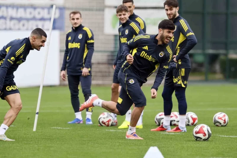 Sarı-lacivertliler, UEFA Avrupa Ligi son 16 play-off turunda Nottingham Forest