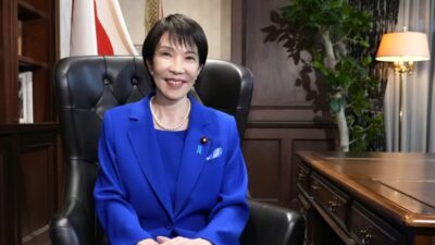Japonya’da erken genel seçimlerden, ülke tarihine geçecek bir sonuç çıktı.