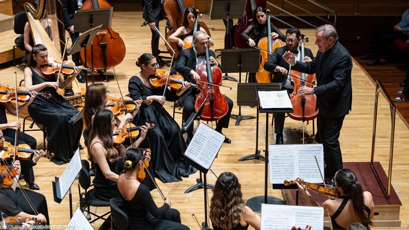 İzmir Büyükşehir Belediyesi İzmir Oda Orkestrası, Ahmed Adnan Saygun Sanat