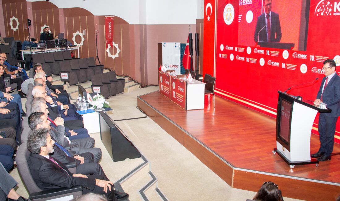 Selçuk Üniversitesi ev sahipliğinde, Kişisel Verilerin Korunması Kanunu’nun (KVKK) yürürlüğe