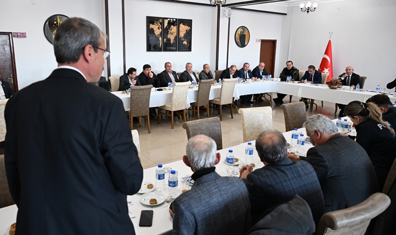 Konya İl Emniyet Müdürü Maksut Yüksek’in başkanlığında düzenlenen toplantıda, Karatay,