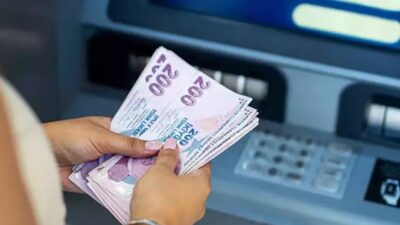 Emekli maaşını taşıma yarışında bankalar, klasik nakit promosyonun yanı sıra