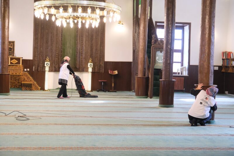 Seydişehir Belediyesi ekipleri, Ramazan ayı öncesinde kırsal mahalleler başta olmak