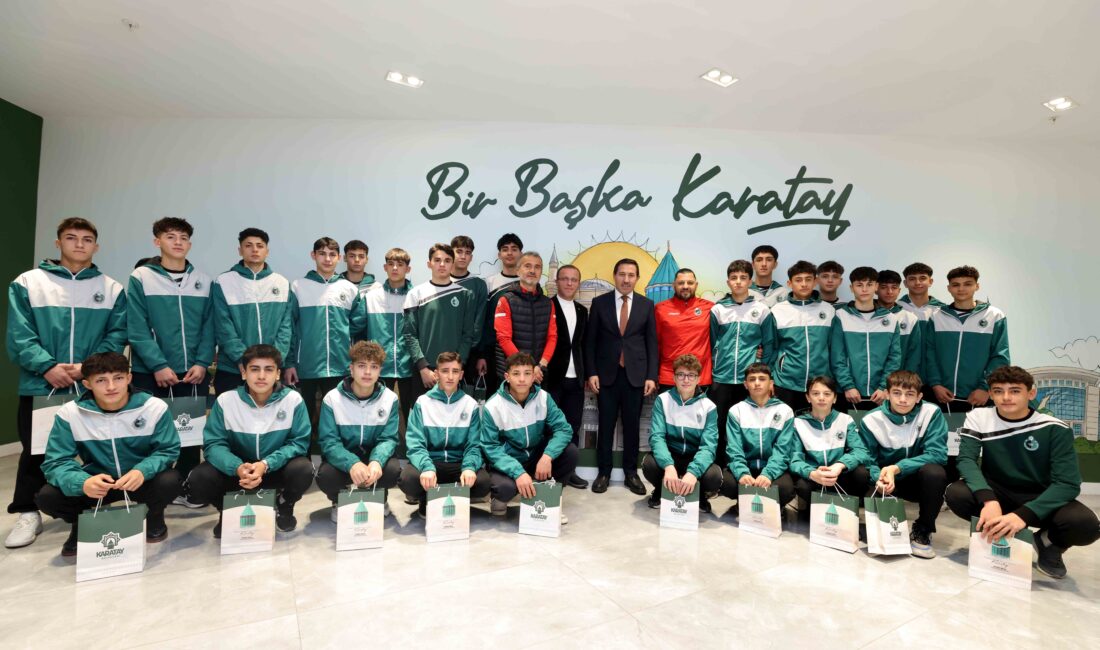 Karatay Belediyespor Kulübü’nün U16 Futbol Takımı Konya şampiyonu olurken, Güreş