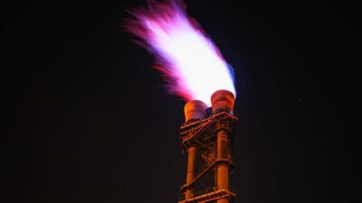 Hürmüz Boğazı’nda sevkiyat riskinin yükselmesi ve KatarEnergy’nin Ras Laffan–Mesaieed tesislerinde