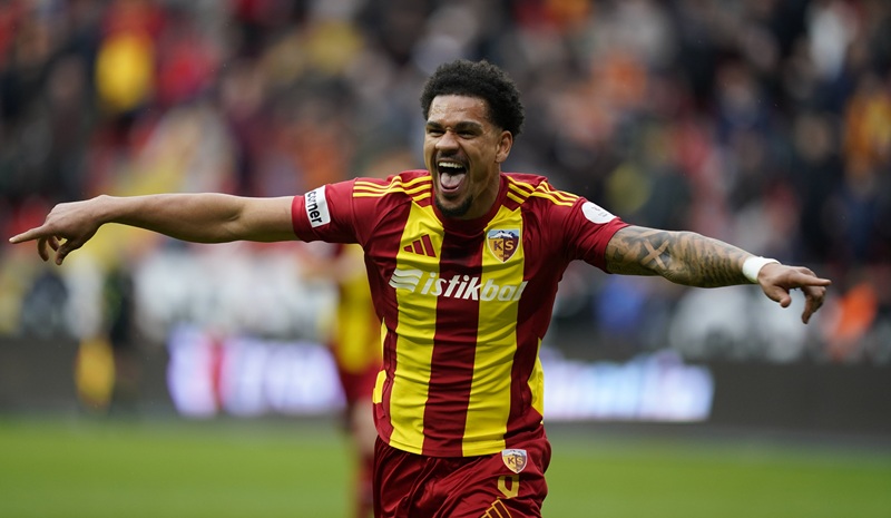 Süper Lig’in 27. haftasında Kayserispor, sahasında Fatih Karagümrük’ü 1-0 mağlup