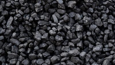 İran kaynaklı saldırıların ardından KatarEnergy’nin Ras Laffan ve Mesaieed tesislerinde
