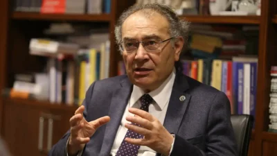 Üsküdar Üniversitesi Kurucu Rektörü Prof. Dr. Nevzat Tarhan, ergenlik, madde