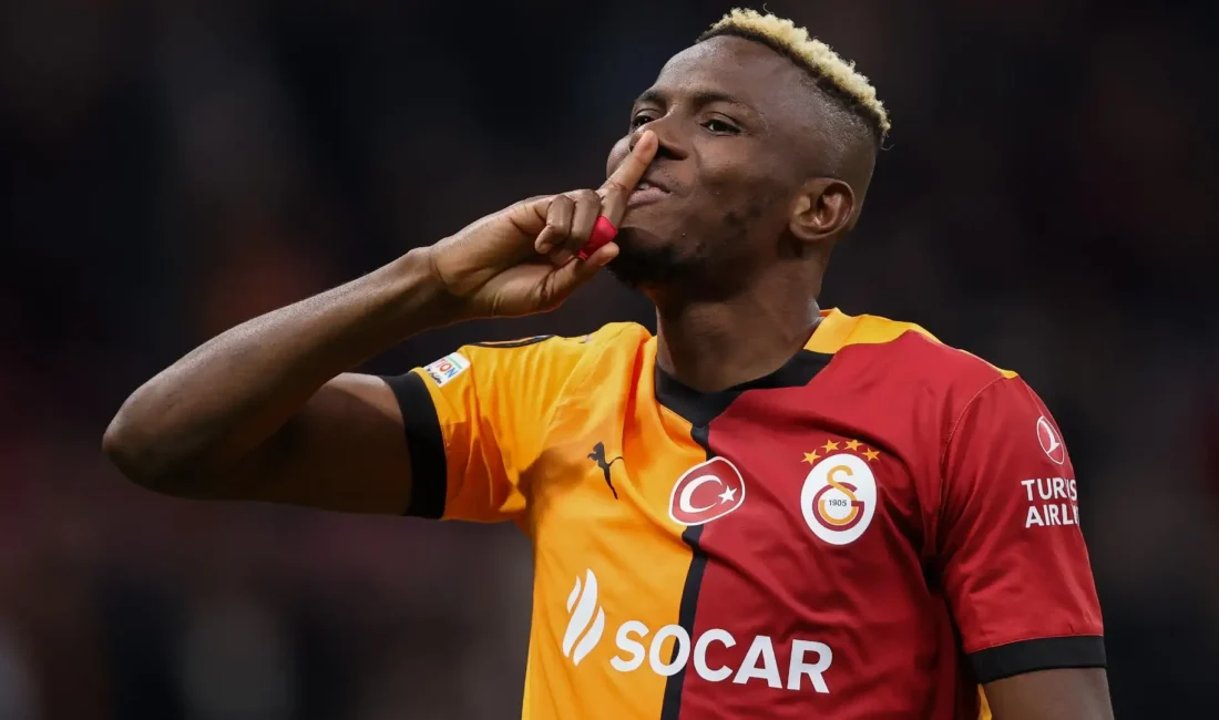 Liverpool maçında kolundaki ulna kemiği kırılan Victor Osimhen’in ameliyatında yalnızca