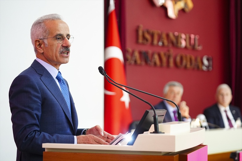 Ulaştırma ve Altyapı Bakanı Abdulkadir Uraloğlu, Türkiye'deki jet yakıtlarının durumuna