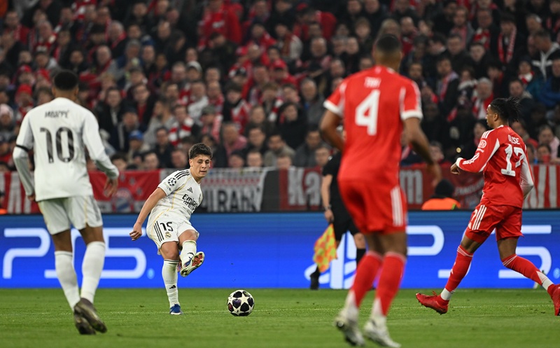 UEFA Şampiyonlar Ligi çeyrek final rövanşında Bayern Münih, Real Madrid’i