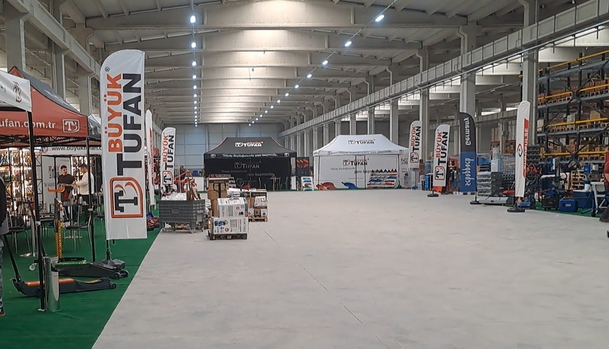 Yeni tesisine taşınan Büyüktufan, 7–11 Nisan tarihleri arasında düzenlediği mini