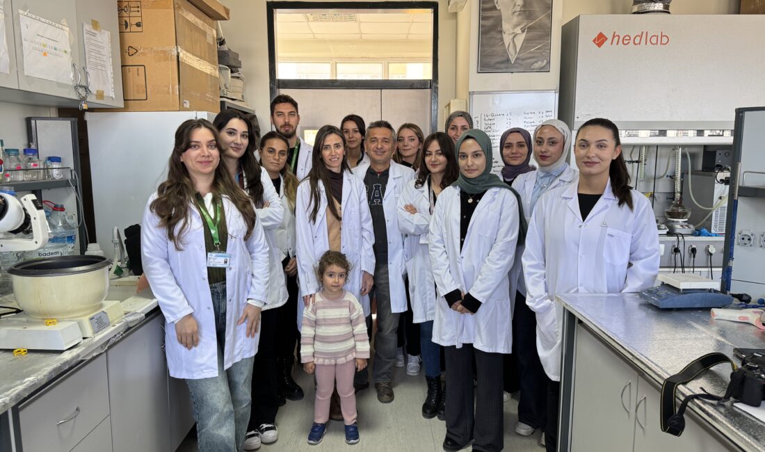 Aksaray Üniversitesi Fen Edebiyat Fakültesi’nden Prof. Dr. Melek Pamuk Algı
