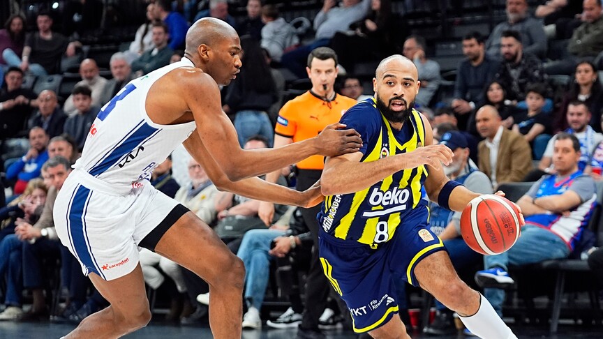 Türkiye Sigorta Basketbol Süper Ligi'nin 26. haftasında Fenerbahçe Beko, deplasmanda