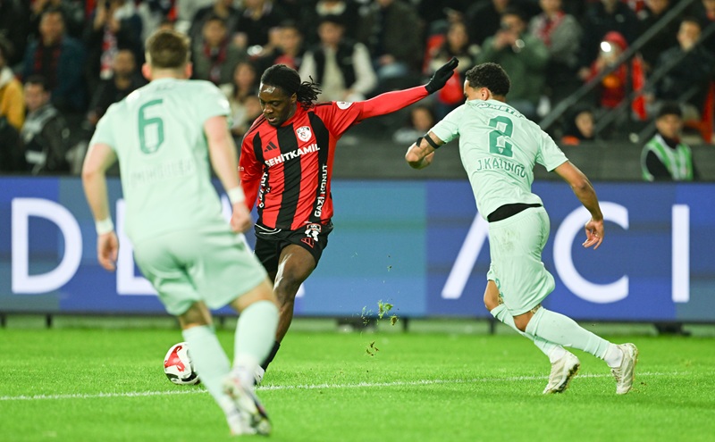 Gaziantep FK, Süper Lig'in 30. hafta kapanış maçında Kayserispor'u Bayo,