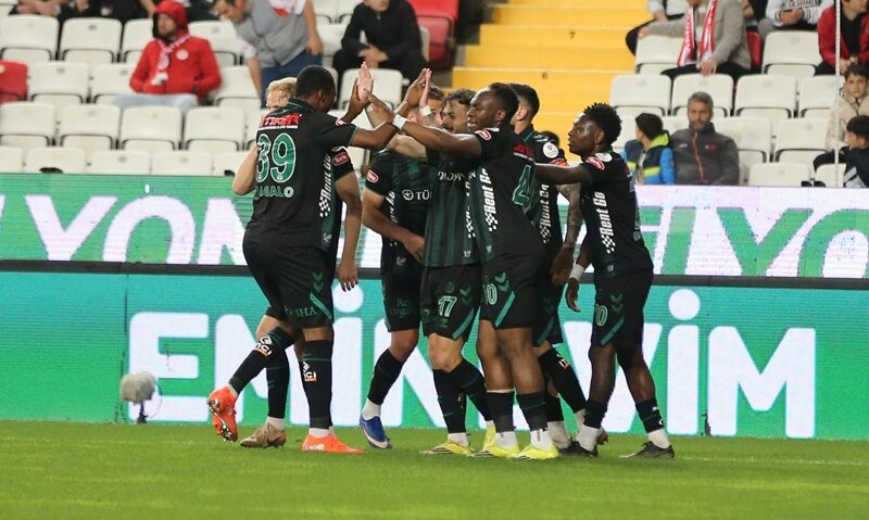 TÜMOSAN Konyaspor, Trendyol Süper Lig’in 30. haftasında deplasmanda Hesap.com Antalyaspor’u