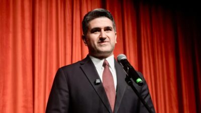 Tutuklanan Ataşehir Belediye Başkanı Onursal Adıgüzel, İçişleri Bakanlığı kararıyla görevden
