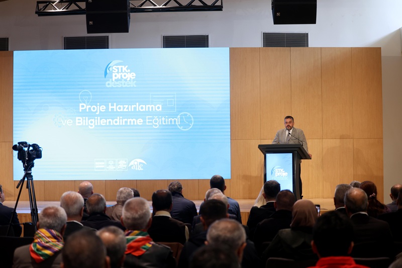 Konya Büyükşehir Belediyesi tarafından düzenlenen Proje Hazırlama ve Hibe Bilgilendirme