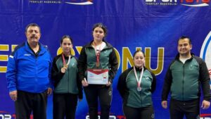 Karatay Belediyespor, masa tenisi ve halter branşlarında aldığı derecelerle dikkat