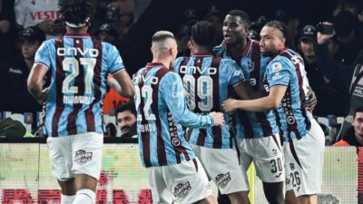 Trendyol Süper Lig’in 28. haftasında Trabzonspor, Papara Park’ta Galatasaray’ı 2-1