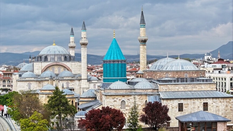 Mevlana Müzesi'ndeki, UNESCO tarafından Mevlana Celaleddin-i Rumi'nin kitaplarının en eski