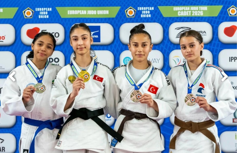 Konya Büyükşehir Belediyesporlu milli judocu Havva Sena Tokmak, Portekiz’de düzenlenen