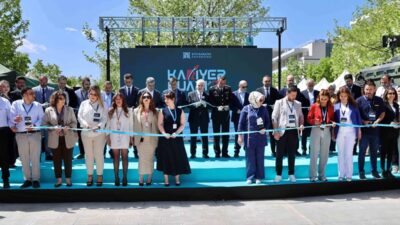 KTO Karatay Üniversitesi’nde düzenlenen Kariyer Fuarı’26’da öğrenci ve mezunlar, 100’den