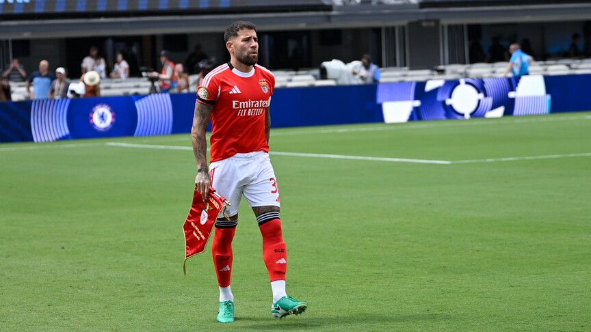 Arjantin ekibi River Plate, 38 yaşındaki deneyimli stoper Nicolas Otamendi
