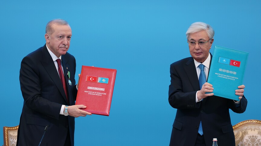 Cumhurbaşkanı Recep Tayyip Erdoğan ile Kazakistan Cumhurbaşkanı Kasım Cömert Tokayev,