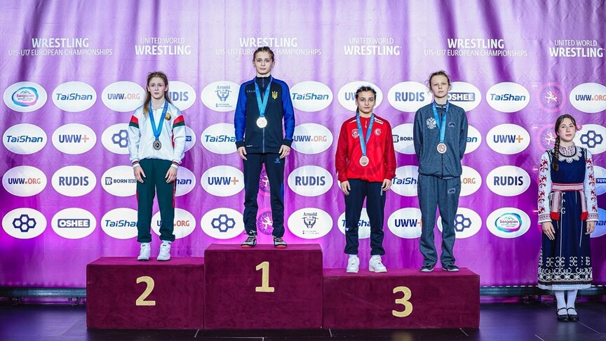 Bulgaristan’da düzenlenen 17 Yaş Altı Avrupa Güreş Şampiyonası’nda milli sporcu
