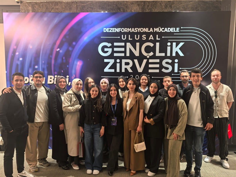 Aksaray Üniversitesi İletişim Fakültesi öğrencileri, Ankara’da düzenlenen Dezenformasyonla Mücadele Ulusal