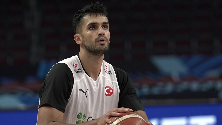 Milli basketbolcu Ömer Faruk Yurtseven, İspanya temsilcisi Real Madrid ile